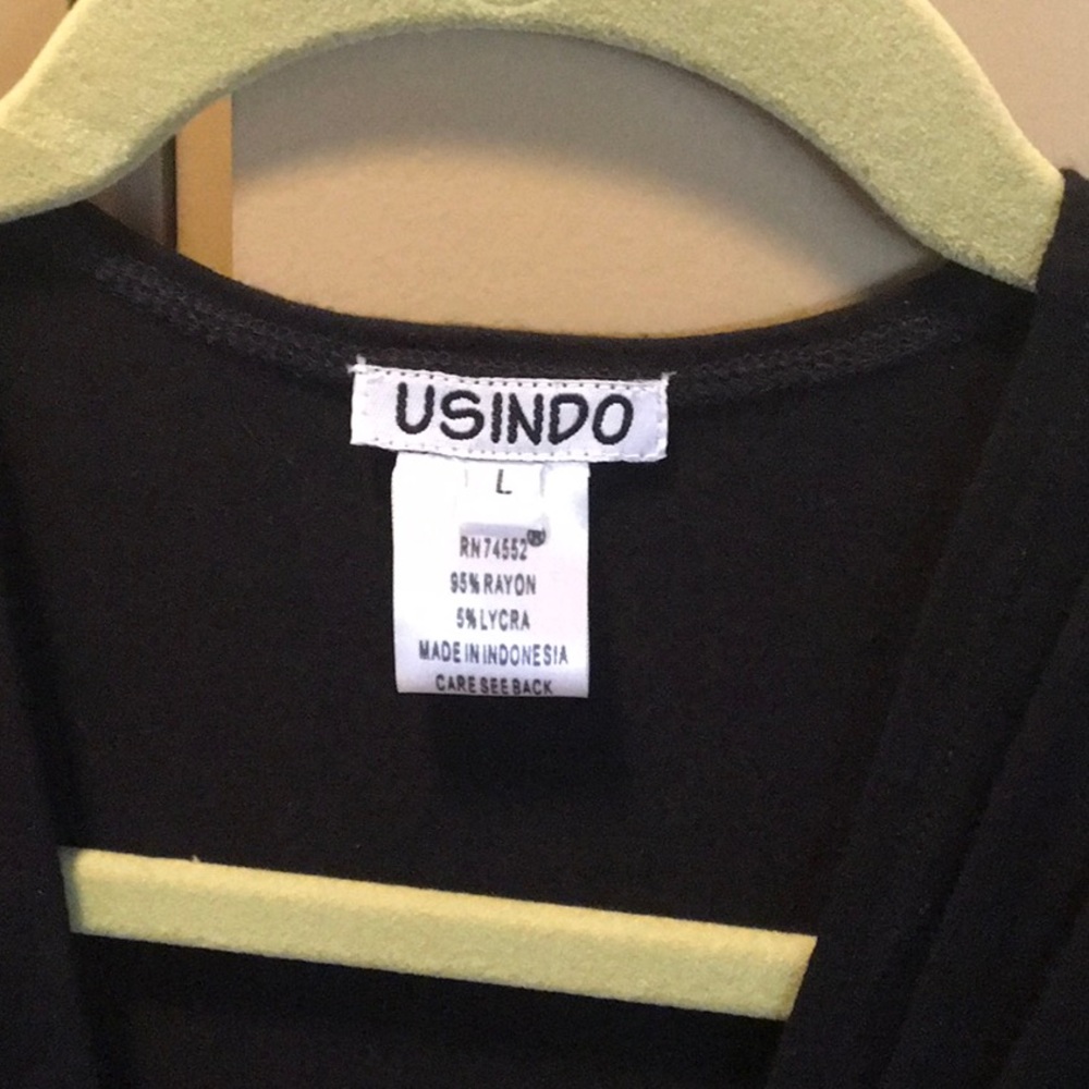 Top - Picture 2 of 4